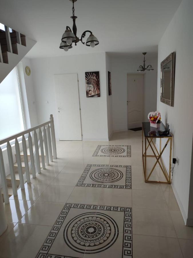 Casa Anne Hotell Băile Herculane Exteriör bild