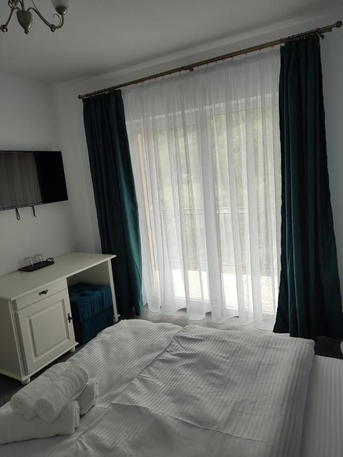 Casa Anne Hotell Băile Herculane Exteriör bild