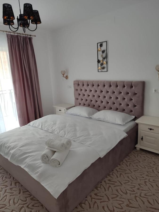 Casa Anne Hotell Băile Herculane Exteriör bild